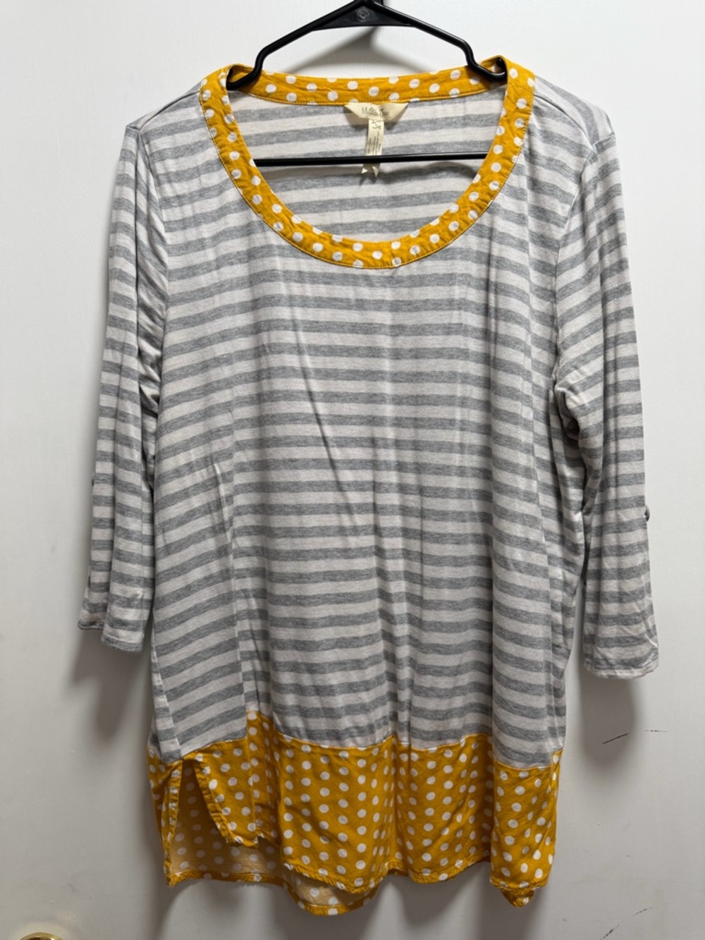 MATILDA JANE Once Upon A Time Oracle Tunic Top Striped Womens Sz L Gray Yellow